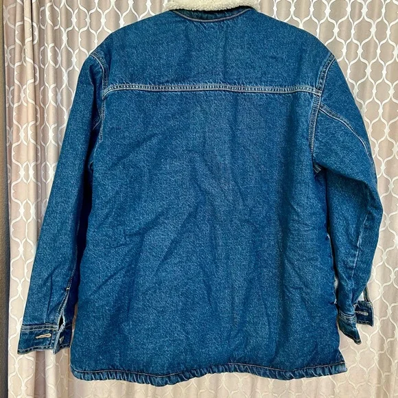 Old Navy Denim Jacket with Shearling Collar - Picture 2 of 4